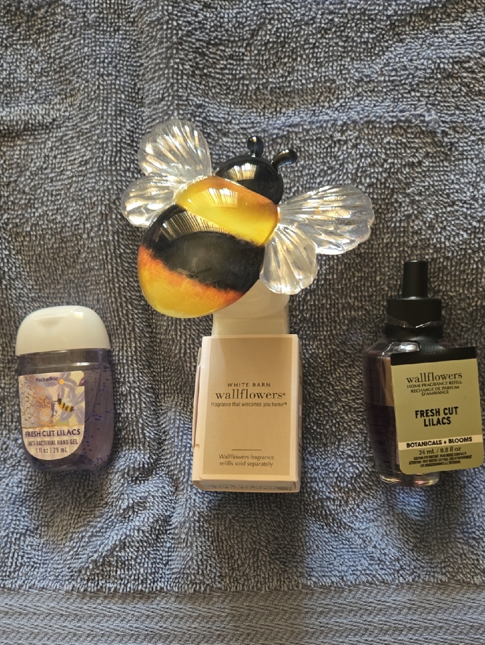 White Barn Bee Wallflowers Plug-In Air Freshener – Yellow, Black & Clear